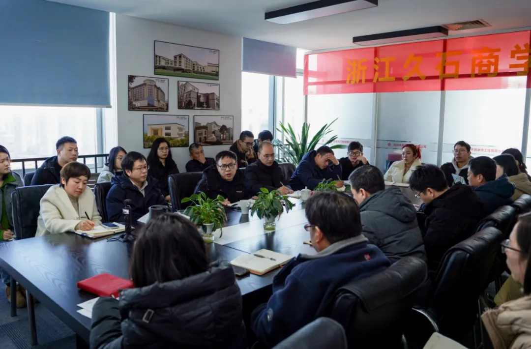 1739170630130227.png 640.webp.png