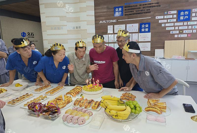 1759200572784942.jpg 2.jpg