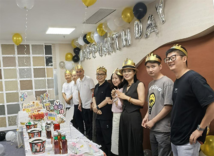 熾夏溫情  歲歲同行 —— 久石7、8月份集體生日會